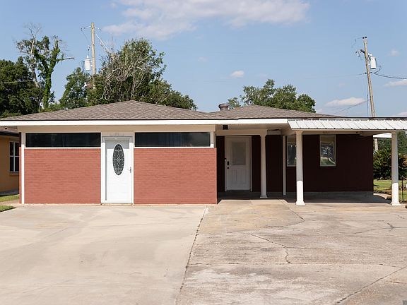 4th image of 4005 Saint Katherine Ave