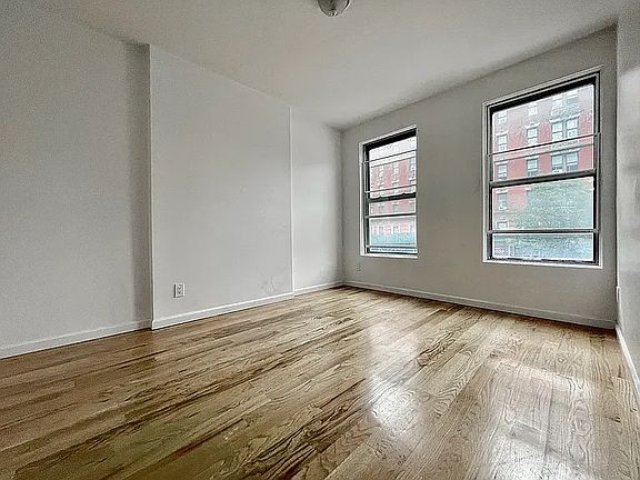 3rd image of 1624 Amsterdam Ave #2F