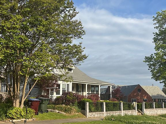 3rd image of 708 S 25th St