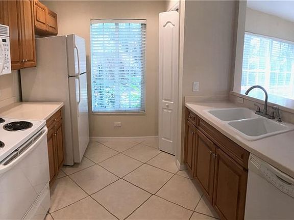4th image of 9450 Ivy Brook Run APT 610