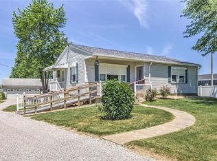 6315 Midway Dr, Moro, IL 62067