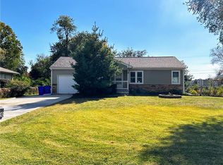 4303 Doctor Greaves Rd, Grandview, MO 64030