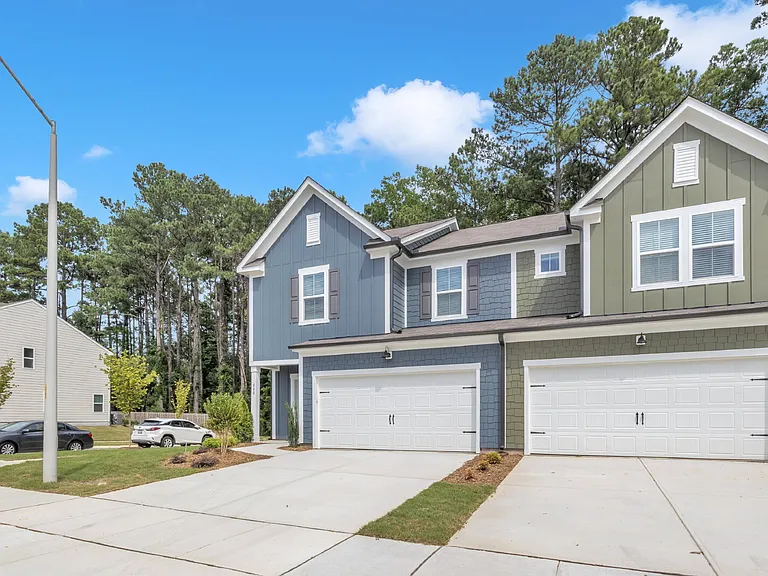 840 McKenzie Park Ter — Photo 4