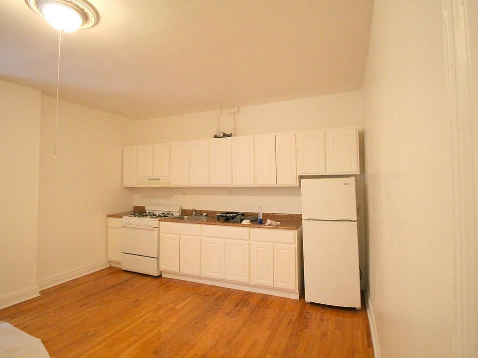 1st image of 229 Seaman Ave APT A6