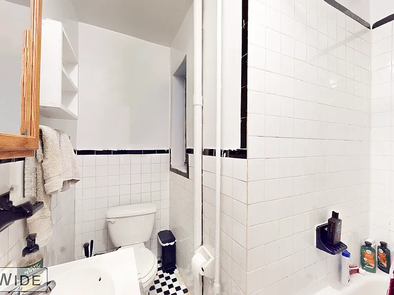 91 Clinton St #6 — Photo 4
