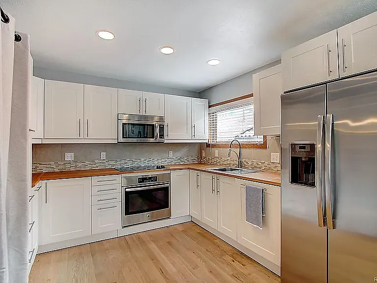 704 N Pearl St #209F — Photo 7