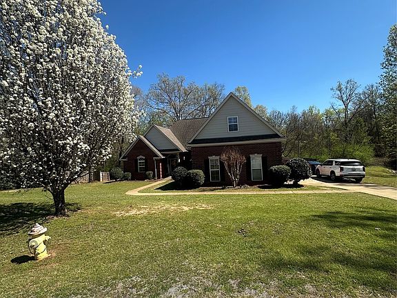 3rd image of 94 Sunnybrook Ct