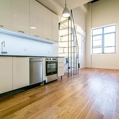 Rented by Nooklyn NYC LLC | media 103