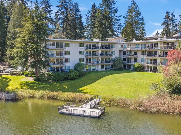 322 N 134th St #406, Seattle, WA 98133