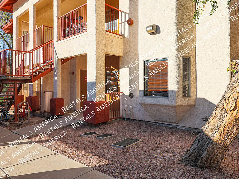 510 W University Dr #115 — Photo 2