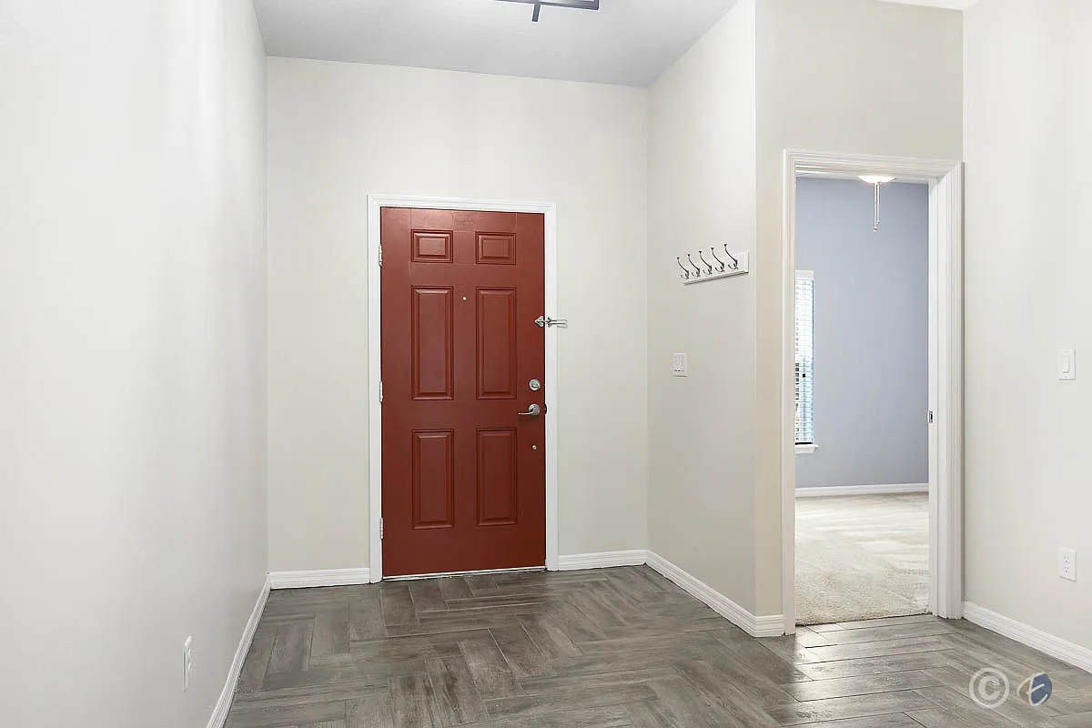 8614 Turnstone Shore Ln — Photo 3
