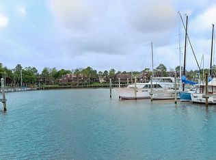 801 Davis Rd, League City, TX 77573