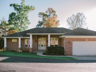101 Black Hawk Dr, Morgantown, WV, 26508