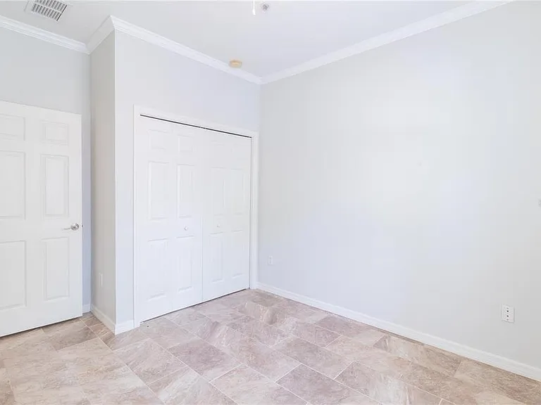 7231 Hamilton Rd — Photo 6