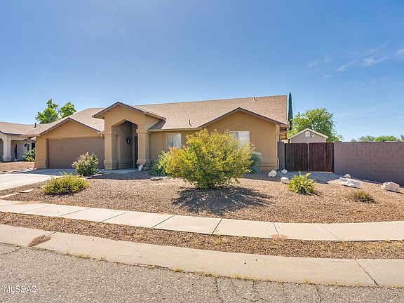 3rd image of 8307 S Placita San Ardo