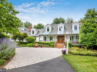 319 Seneca Rd, Great Falls, VA 22066