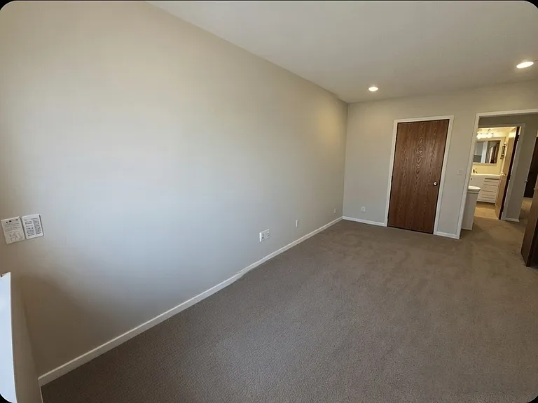 50 Euclid Ave #3B — Photo 8