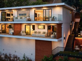 7853 Willow Glen Rd, Los Angeles, CA 90046