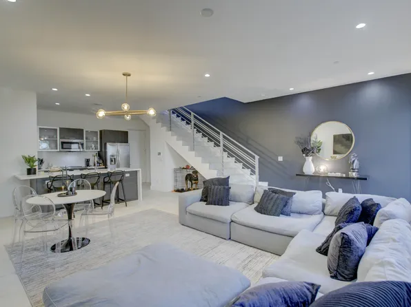 1045 NE 18th Ave #106, Fort Lauderdale, FL 33304