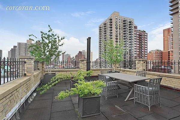 Sold by Corcoran | media 1