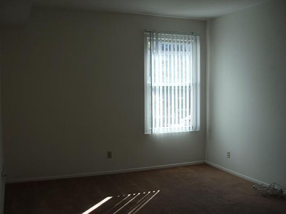 4th image of 2445 Brant St Unit 504
