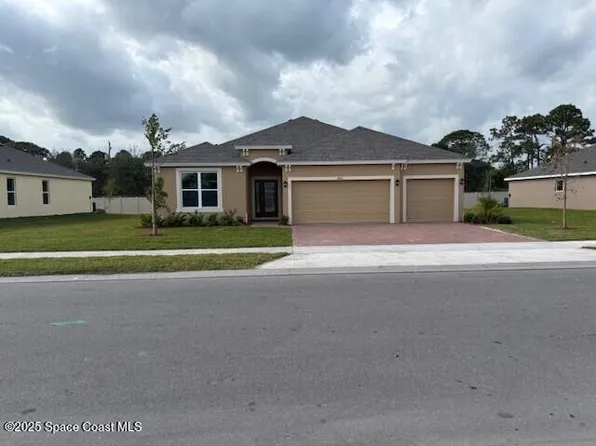 6800 Cameo Dr, Grant Valkaria, FL 32949