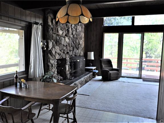 2nd image of 27998 Saint Bernard Ln