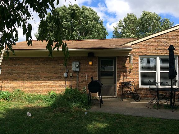4th image of 152 Martin Way