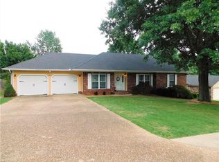 144 San Jose Dr, Springdale, AR 72764