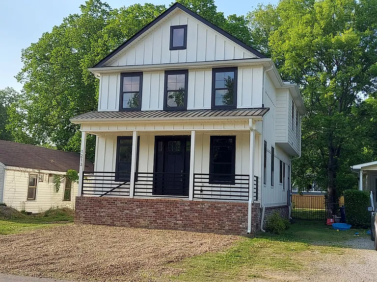 1213 Rison Ave — Photo 3