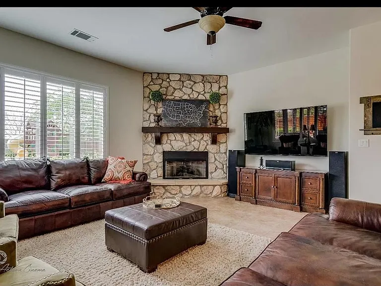 13103 Plumas Wood Ln — Photo 11