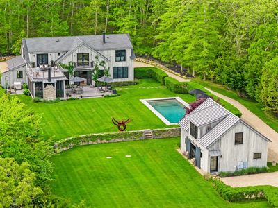 9 Ridge Hill Rd, Chilmark, MA, 02535