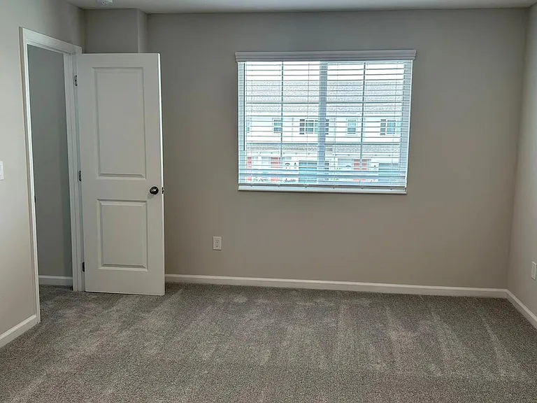 5000 Rain Shadow Dr — Photo 10