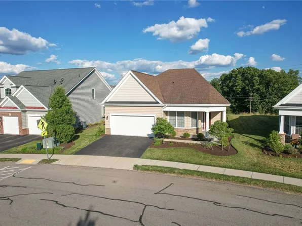 114 Gateway Dr, Pittsburgh, PA 15237