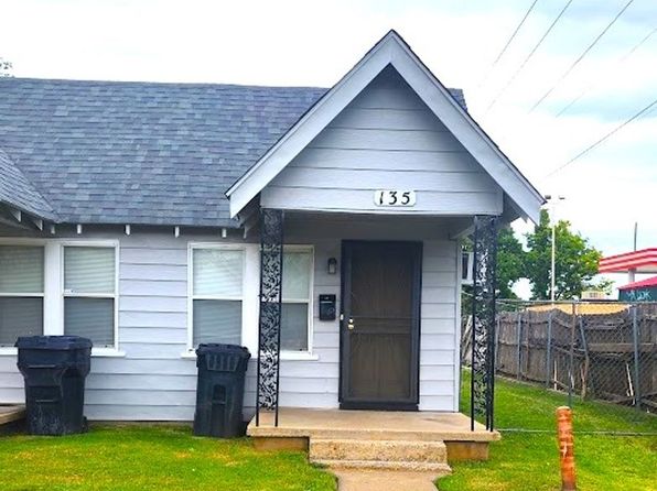 135 SE 32nd St