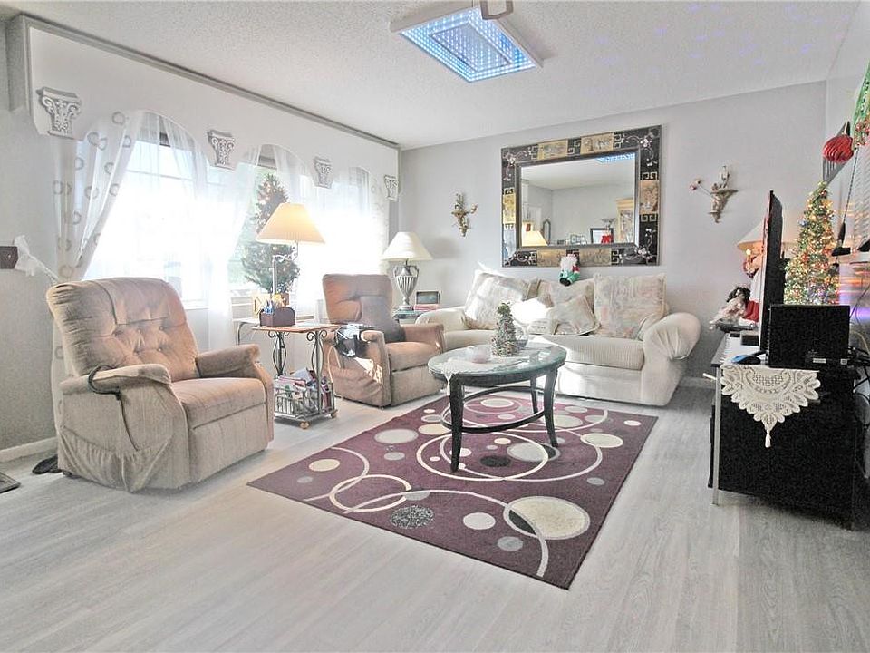 1st image of 1005 Cambridge A #1005