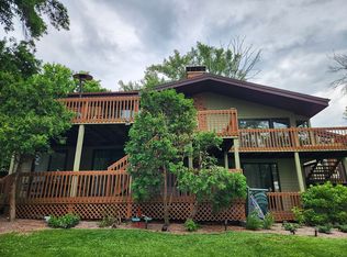77 Oak Ridge Dr, Decatur, IL 62521
