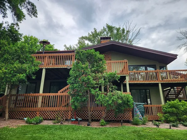77 Oak Ridge Dr, Decatur, IL 62521