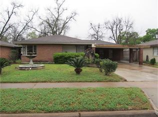 11311 Glaser Dr, Houston, TX 77076