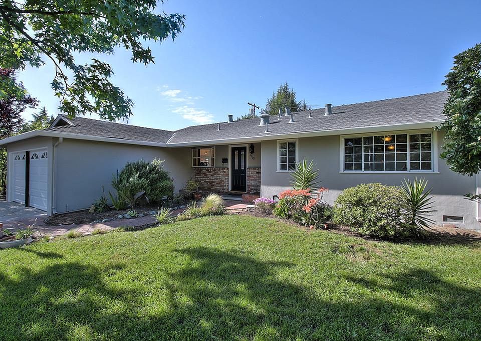 1st image of 1102 Cuesta Dr
