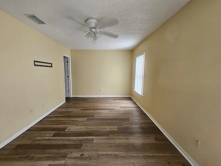10106 Belleville Pl — Photo 28