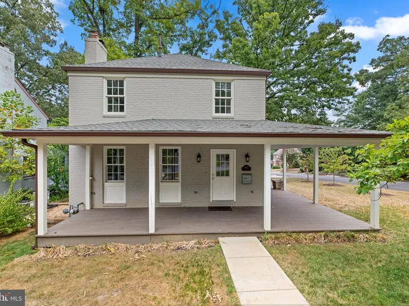 6905 Wake Forest Dr, College Park, MD 20740