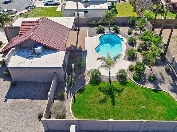 4th image of 760 N Orlando Cir