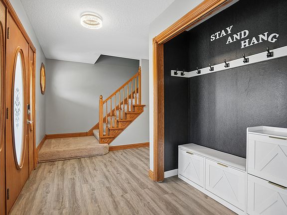 3rd image of 1421 W 60th St