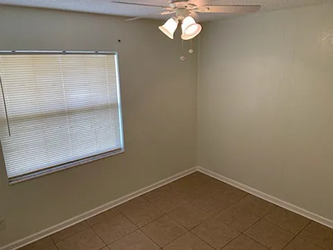 5425 Genoa Ln — Photo 9