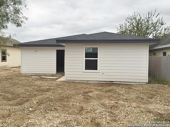 5th image of 9607 Maria Isabell Dr