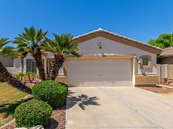2nd image of 2032 E LA COSTA Drive