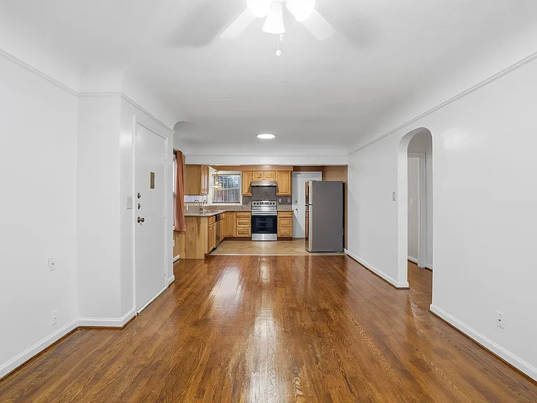 12218 SE Sherman St — Photo 5
