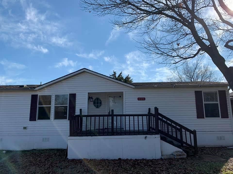 2nd image of 489 Woodgrove Dr