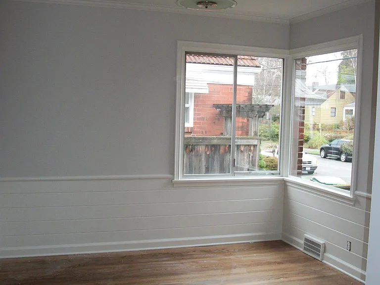 5029 47th Ave NE — Photo 5